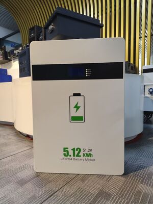 48V 51.2V 100Ah LiFePO4 Συσκευή μπαταρίας 5kWh Εγκατεστημένη μπαταρία BMS